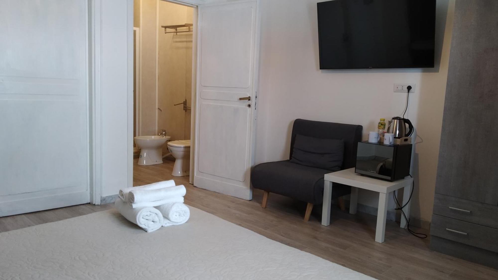 Pensión Cconforthotels R&b Gary House *